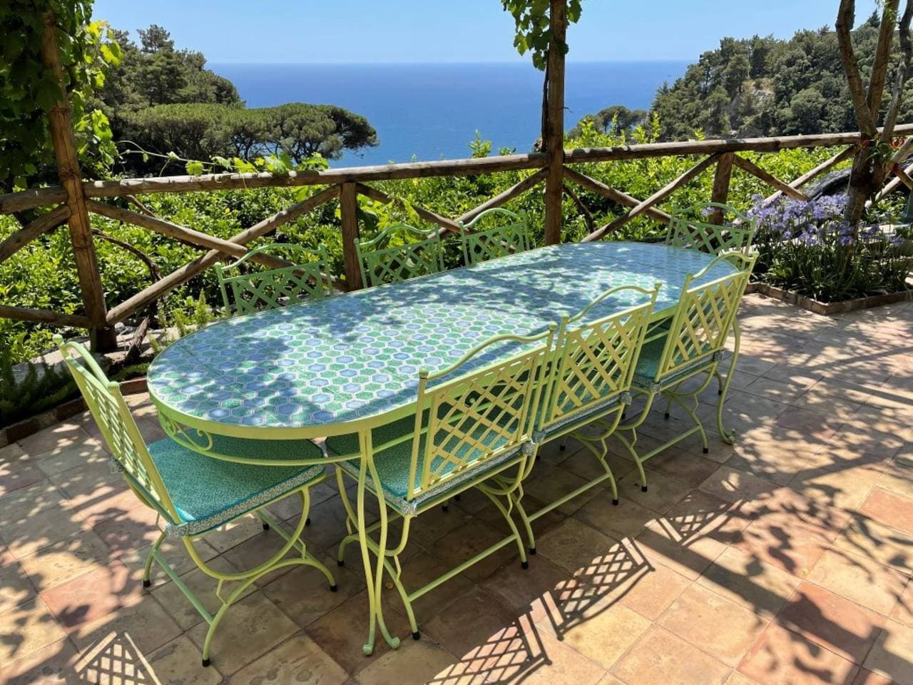 Foto 12 von 47: Villa für 8 Personen mit Terrasse