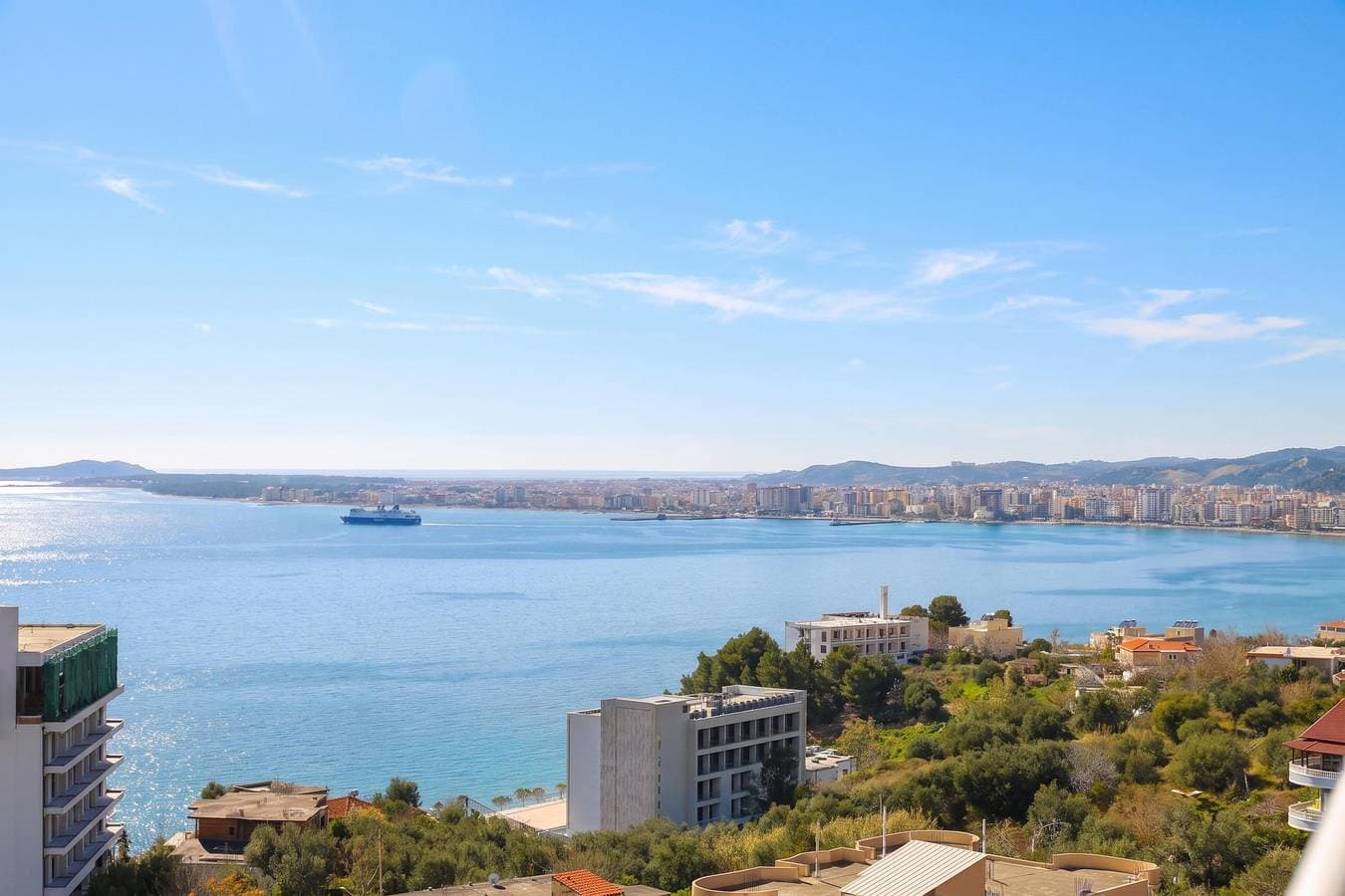 Foto 10 von 21: Vlora Sunset Apartment /w Balcony & Sea View