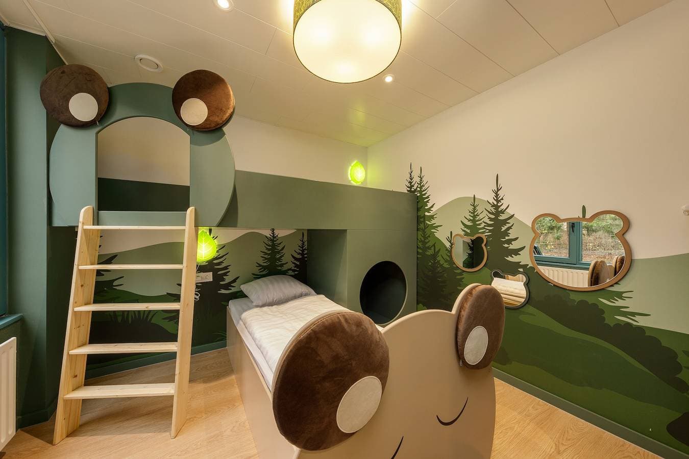 Foto 5 von 15: Animals of the forest cottage  4 persons