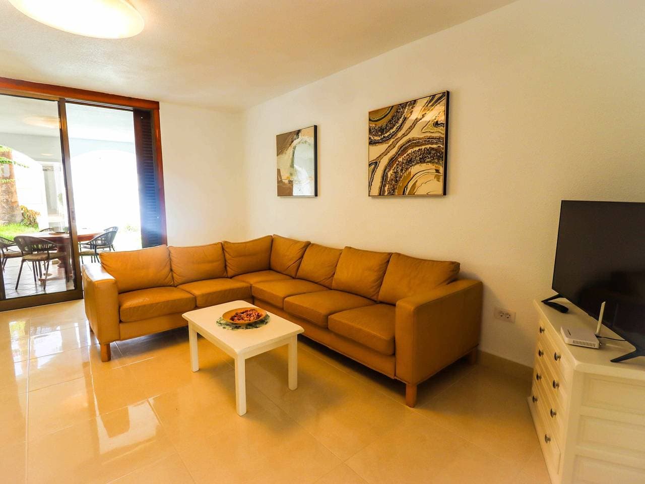 Foto 4 von 25: Villa mit Terrasse und Pool in Playa de las Américas