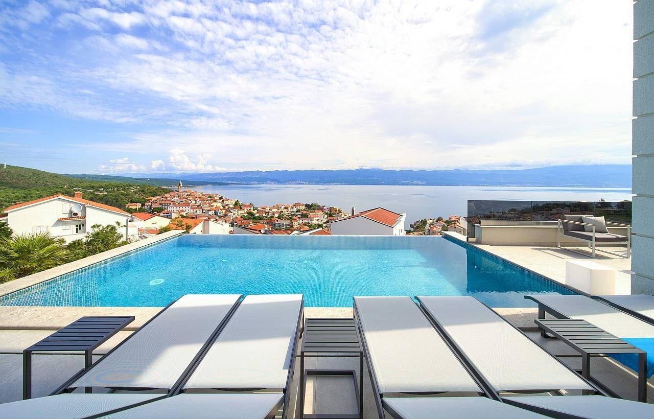 Foto 5 von 78: Villa Majestic mit Sauna und schöner Aussicht