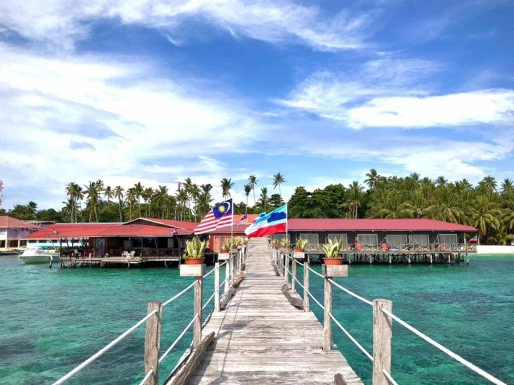 Mabul Backpackers 1