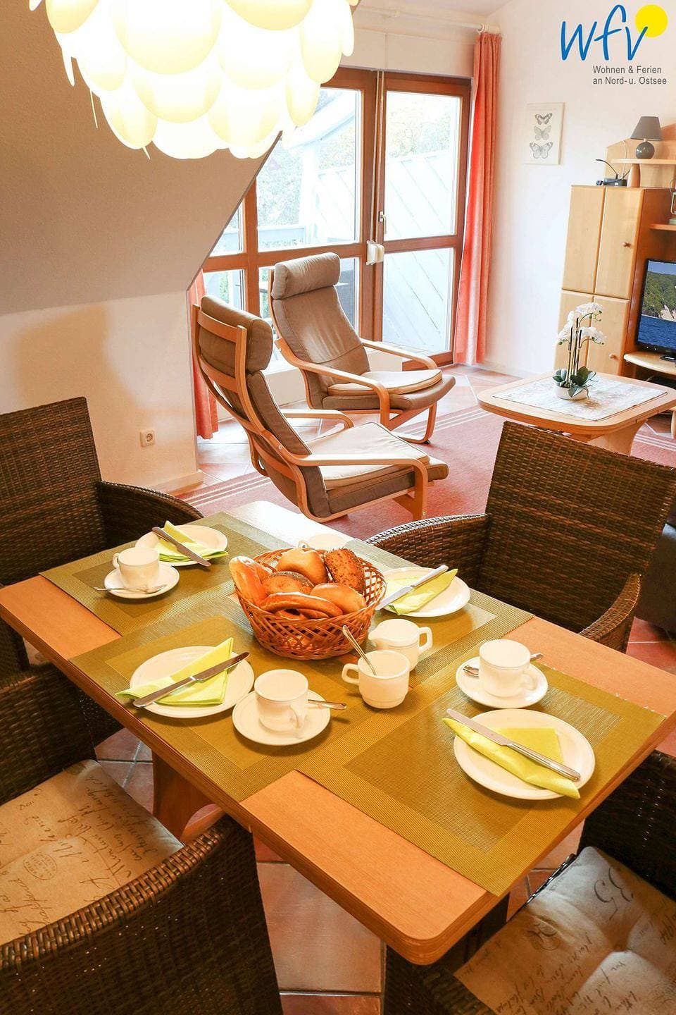 Foto 7 von 41: Gemütliche Ferienwohnung im Ferienpark Seedorf mit Balkon und WLAN