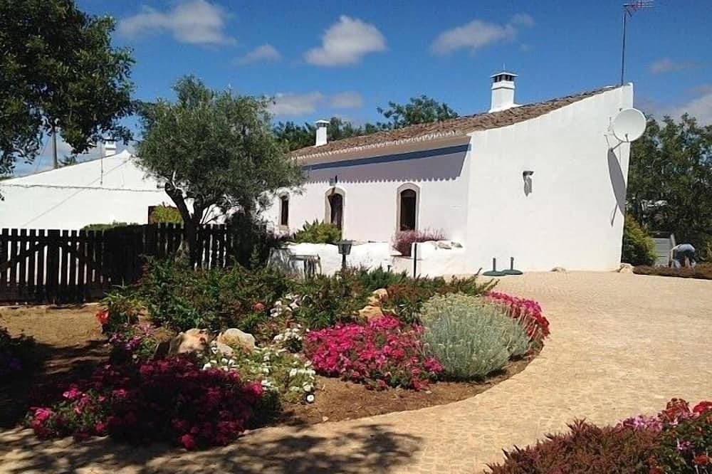 Foto 8 von 15: Cottage mit eigenem Pool