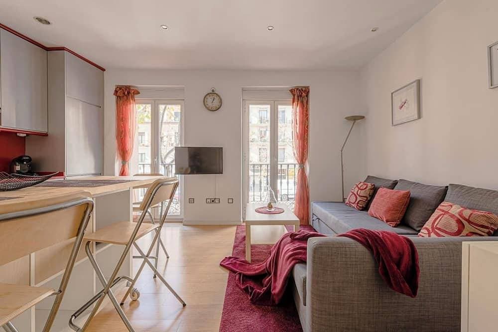 Apartment in Paseo de las Delicias 1