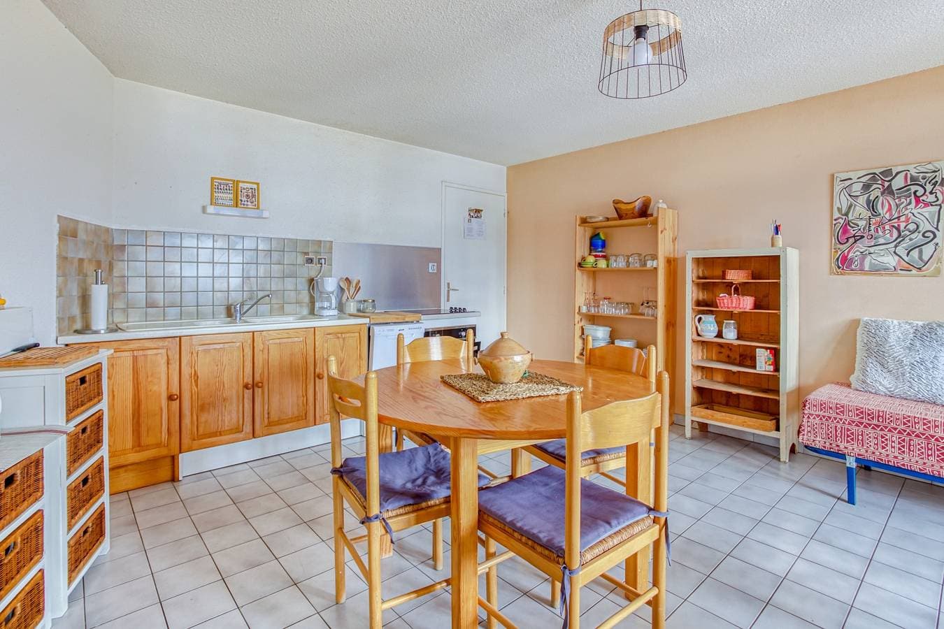 Foto 4 von 12: Ferienwohnung für 6 Personen mit Balkon