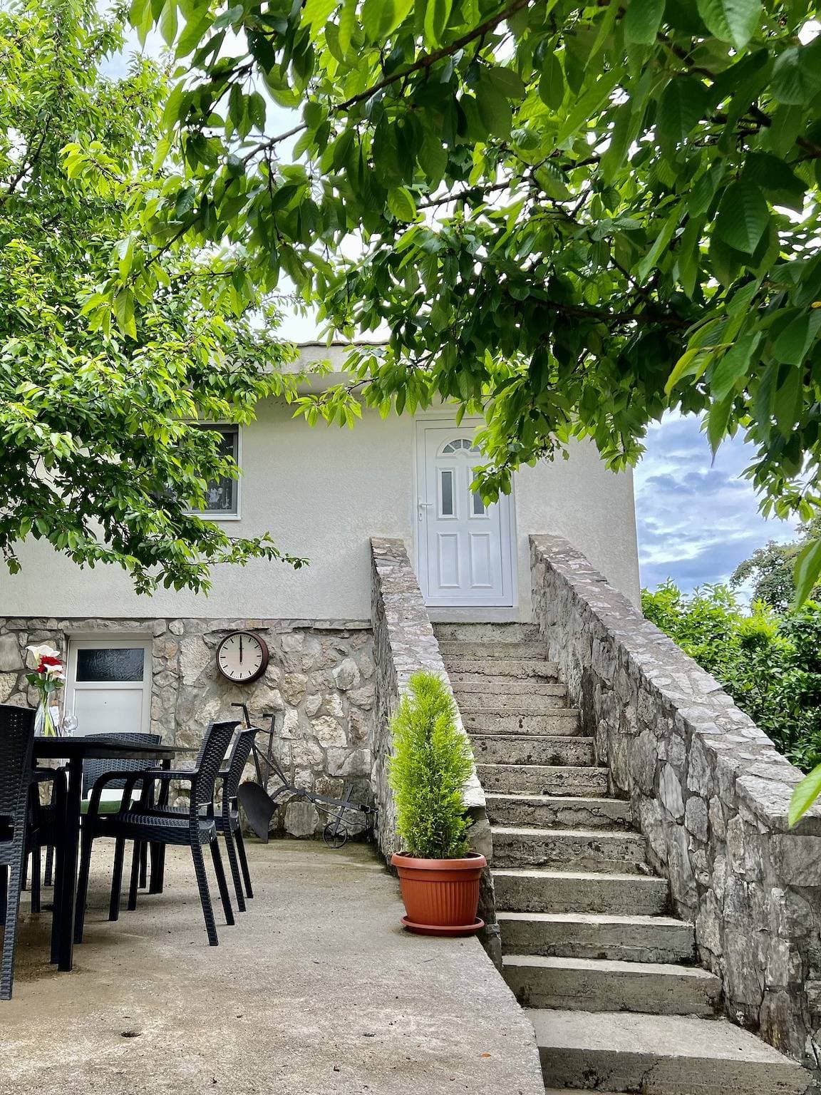 Nina House – Charmantes Apartment, Prevlaka 1