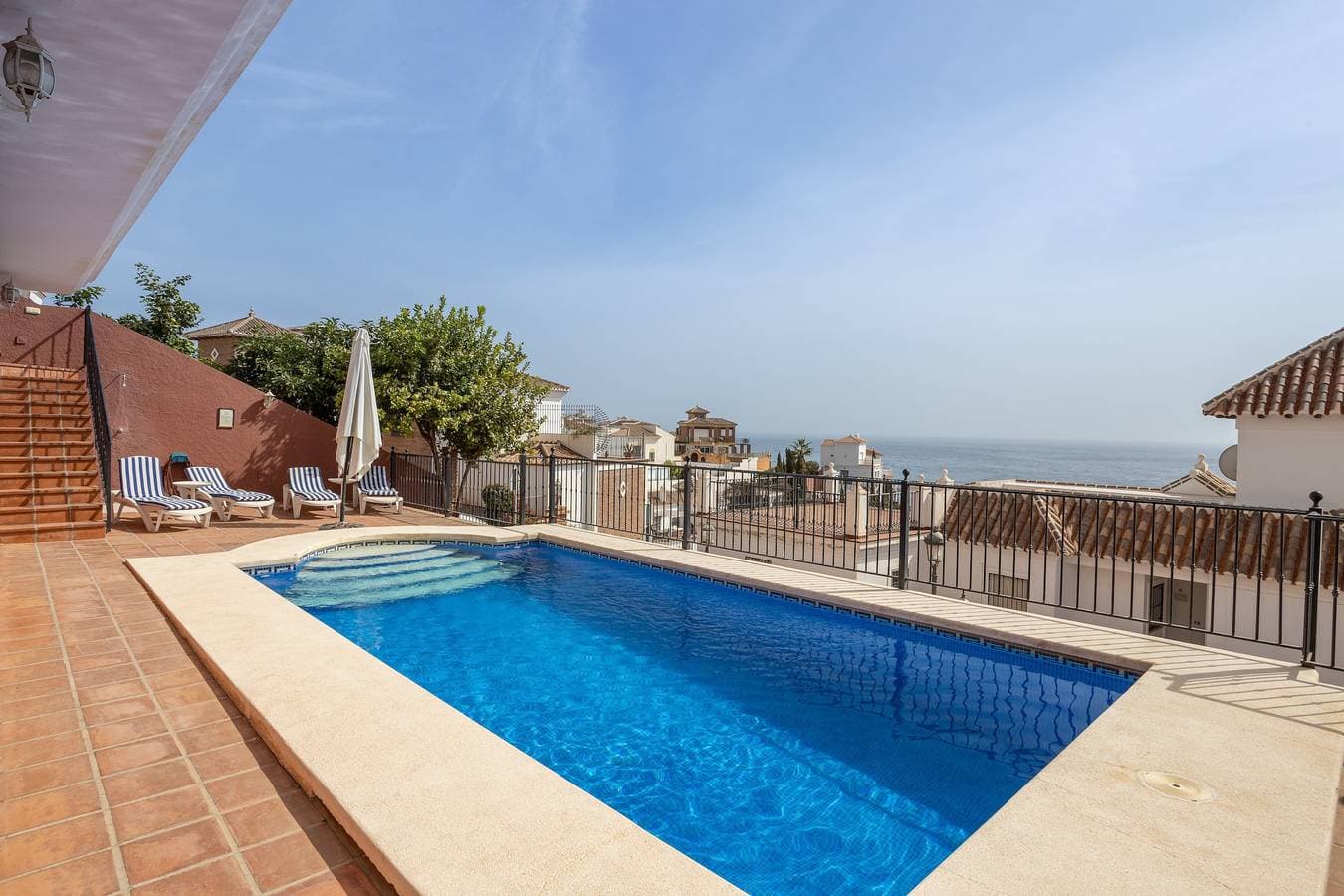 Foto 3 von 33: Villa 'Exklusiv - Großer Meerblick' mit Meerblick, WLAN und Klimaanlage