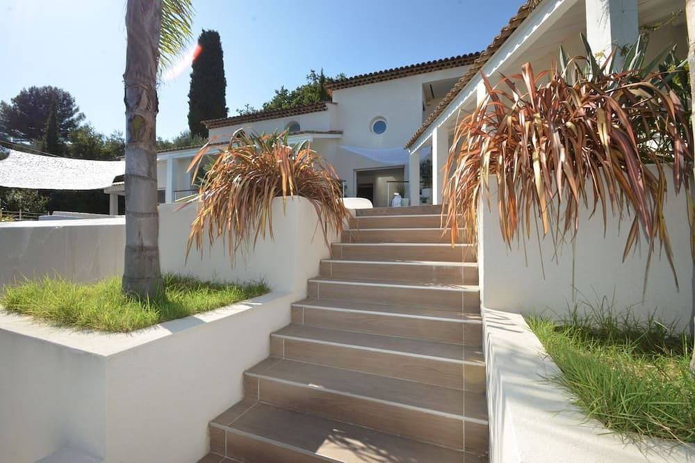 Foto 12 von 30: Architektenvilla - Aussergewöhnliche Ansicht - Meer Und Berg - Nicht Überblicken