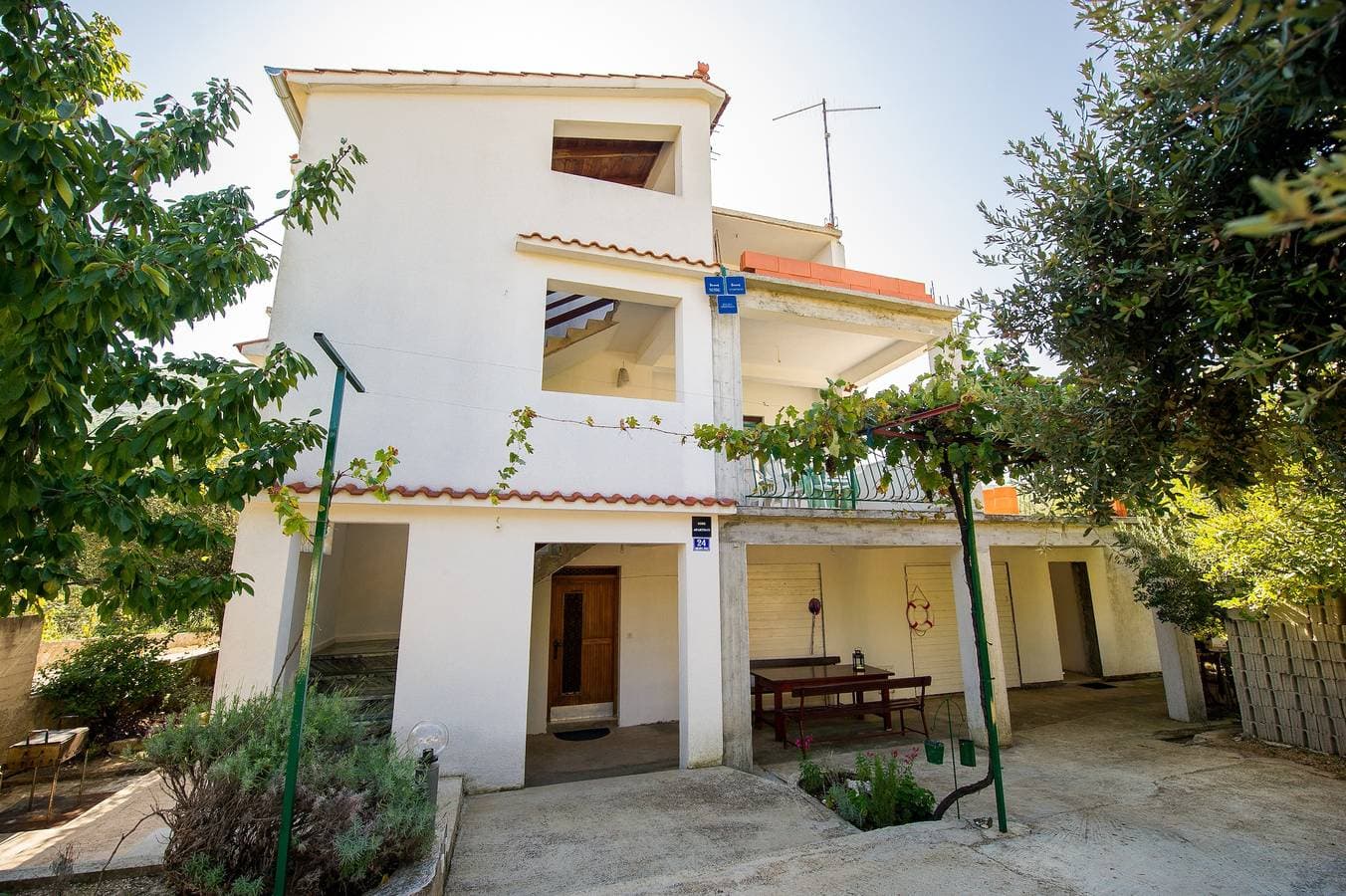 Foto 5 von 22: Studio Appartement mit Balkon und Meerblick Grebastica, Sibenik -a