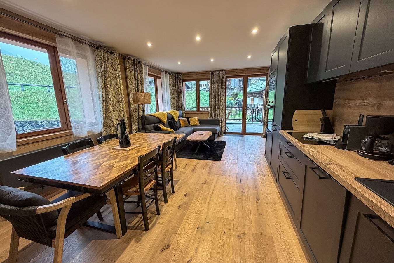 Foto 4 von 26: Ferienwohnung für 6 Personen mit Balkon