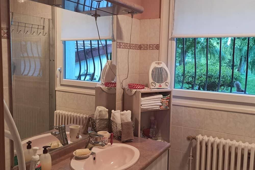 Foto 6 von 12: Bed and breakfast in Garennes sur Eure at Le Havre de paix for up to 3 people