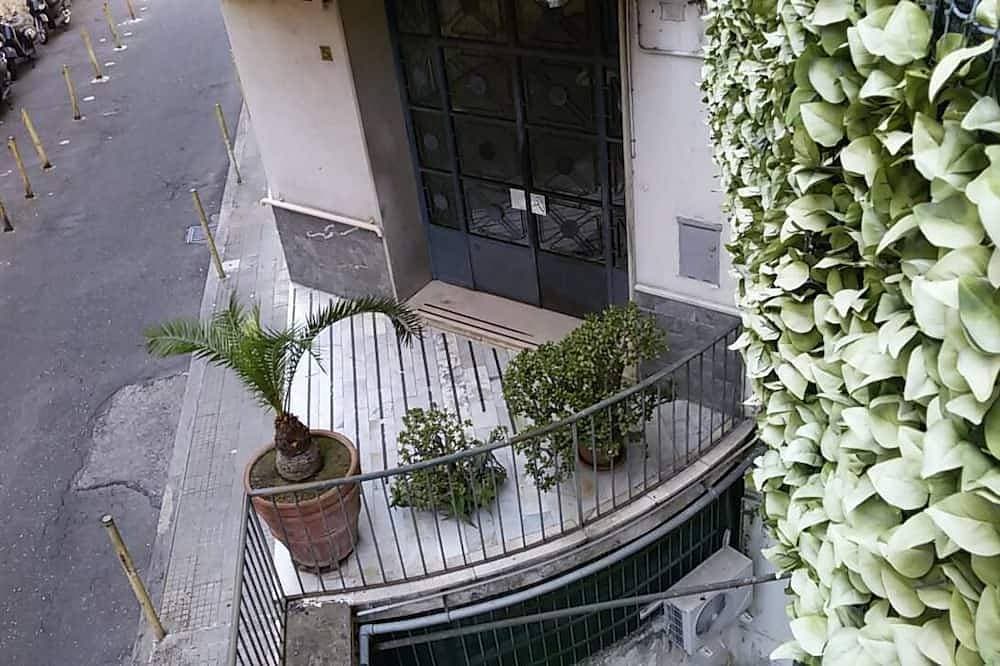 Foto 12 von 17: \"Casa Mia Vacanze Napoli\" Komfortable Wohnung nahe Innenstadt und Metro1!