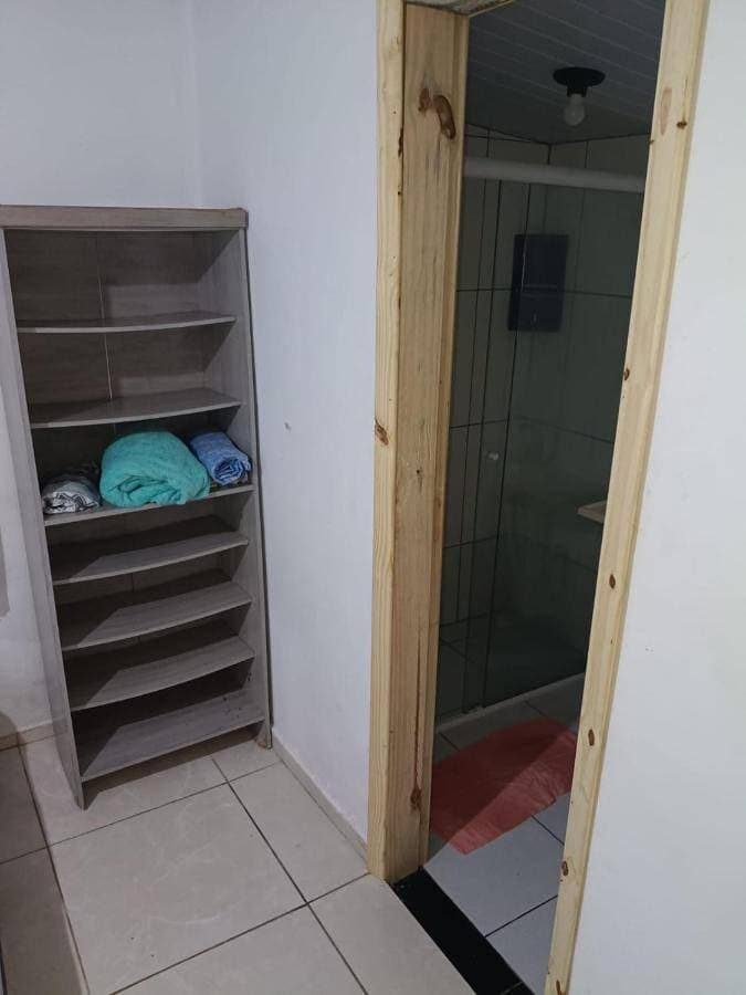 Foto 4 von 13: Mixed Dormitory Room