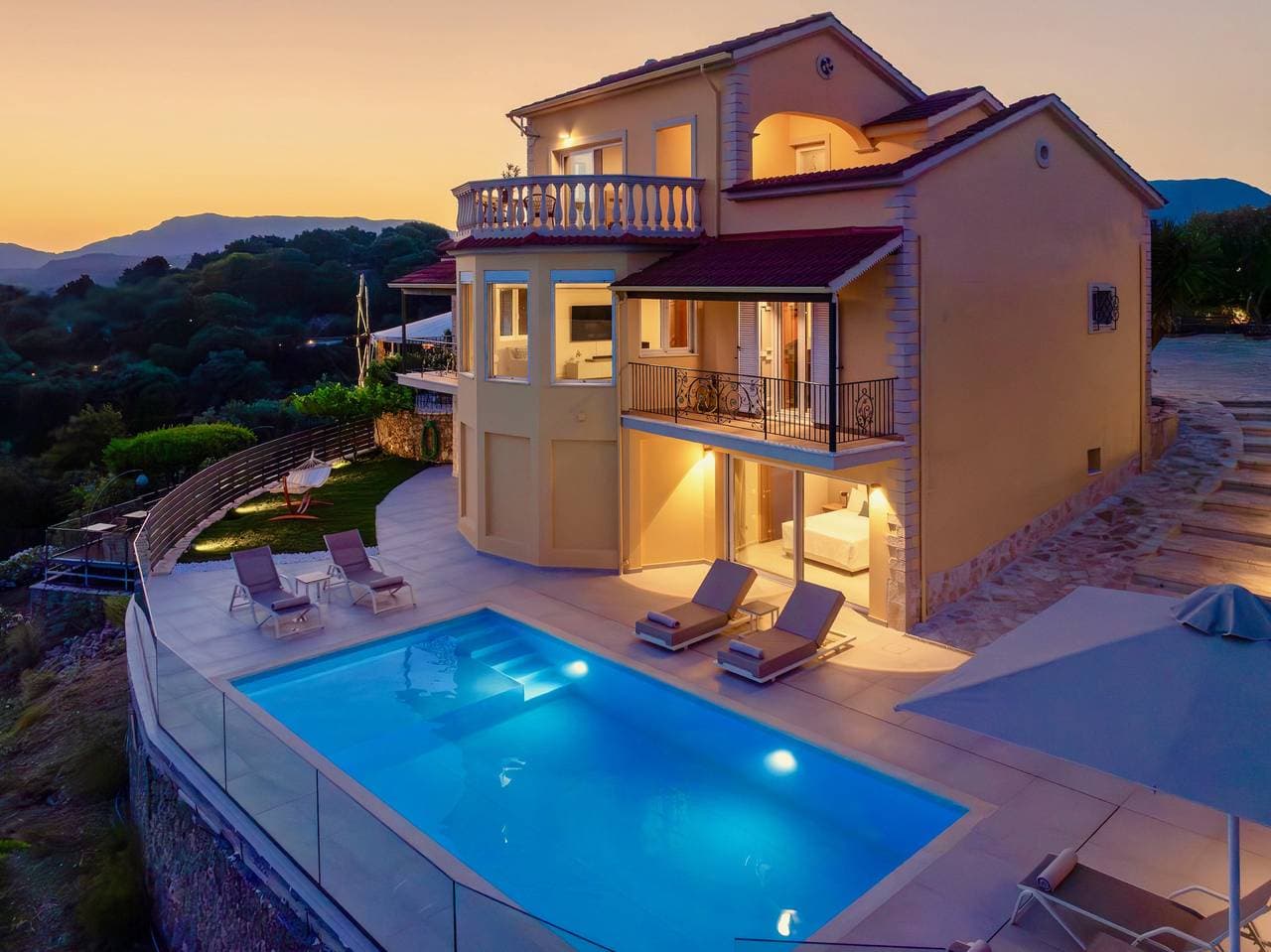 Estasia Luxury Villa with private pool 1