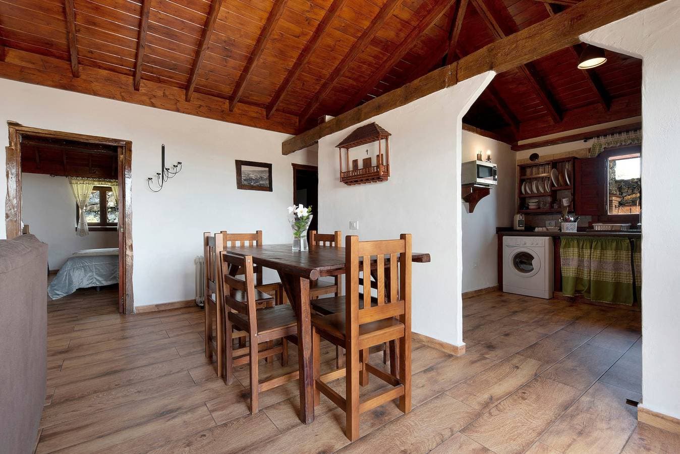 Foto 7 von 30: Ferienhaus "Casas Rurales Los Guinderos" mit Bergblick