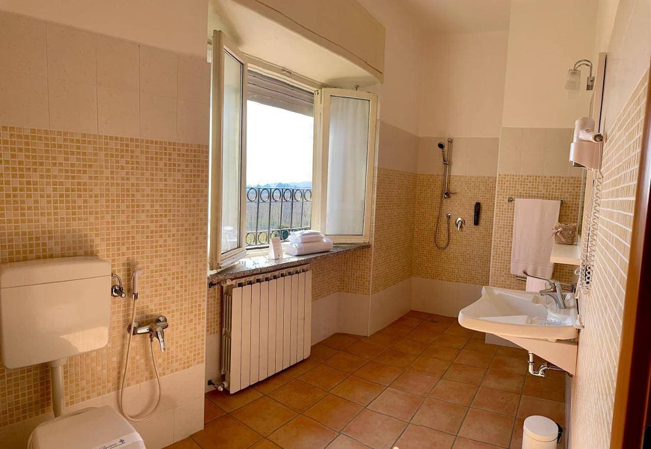 Foto 6 von 9: Double or Twin Room