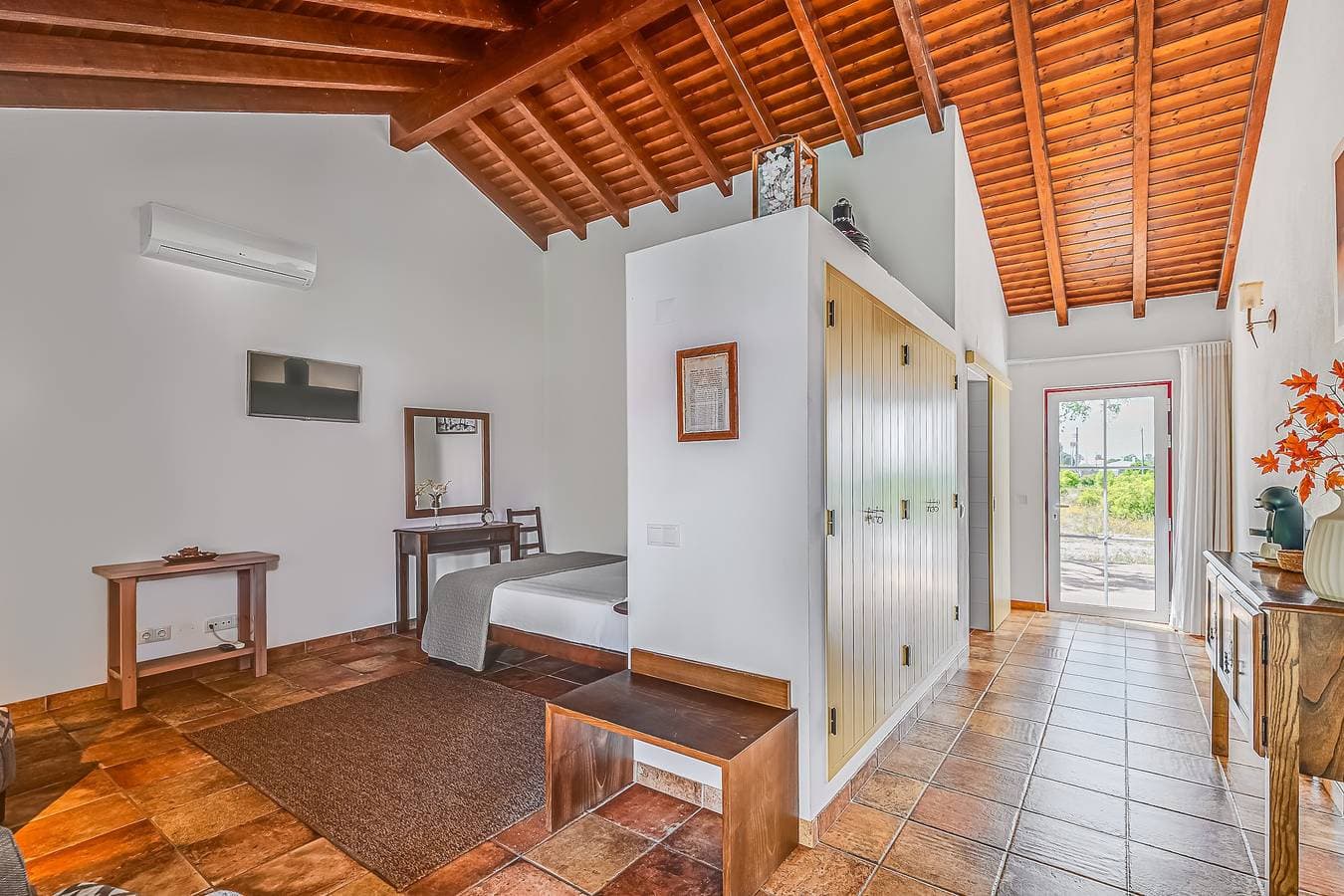 Foto 6 von 48: Ferienwohnung 'Casa Da Charneca - Suite Standard' mit Gemeinschaftspool, Wi-Fi und Klimaanlage