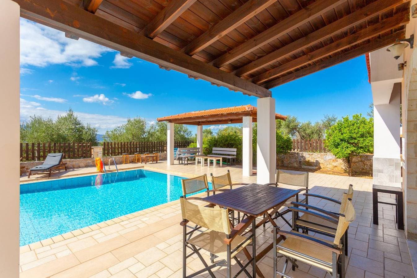 Foto 7 von 37: Villa für 7 Personen mit Garten