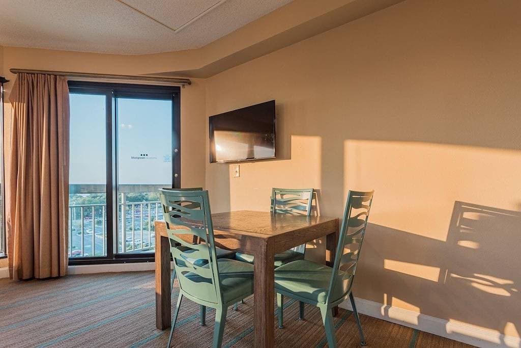 Foto 4 von 40: SeaGlass Tower ™ - Myrtle Beach - Standard mit 1 Schlafzimmer - eingeschränkte Sicht