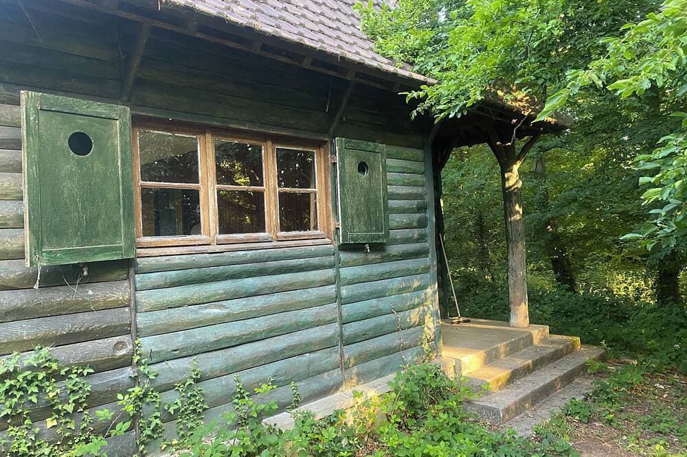 Foto 6 von 9: Charming wooden house