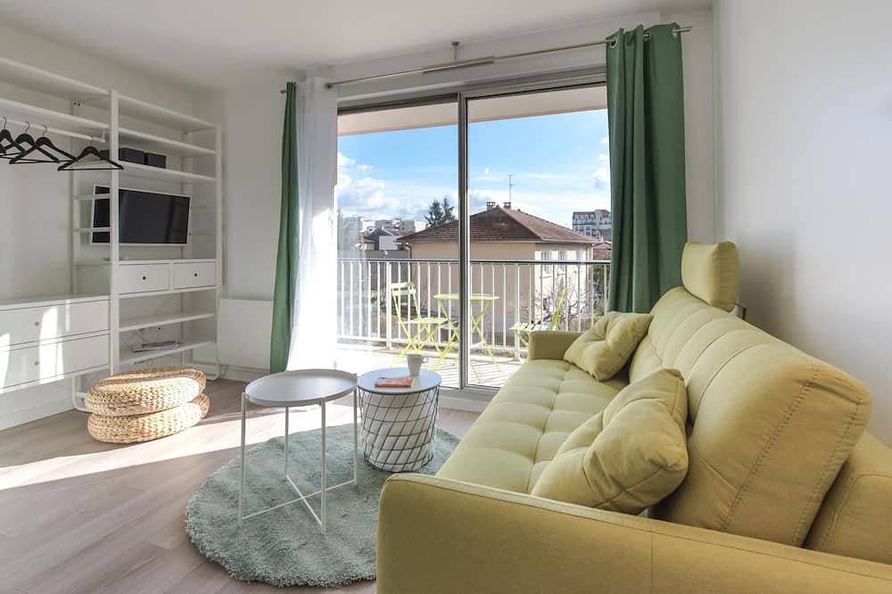 Foto 11 von 30: \"Green Cosy\", Doua / Insa / Cesi, balcony, garage available, work space