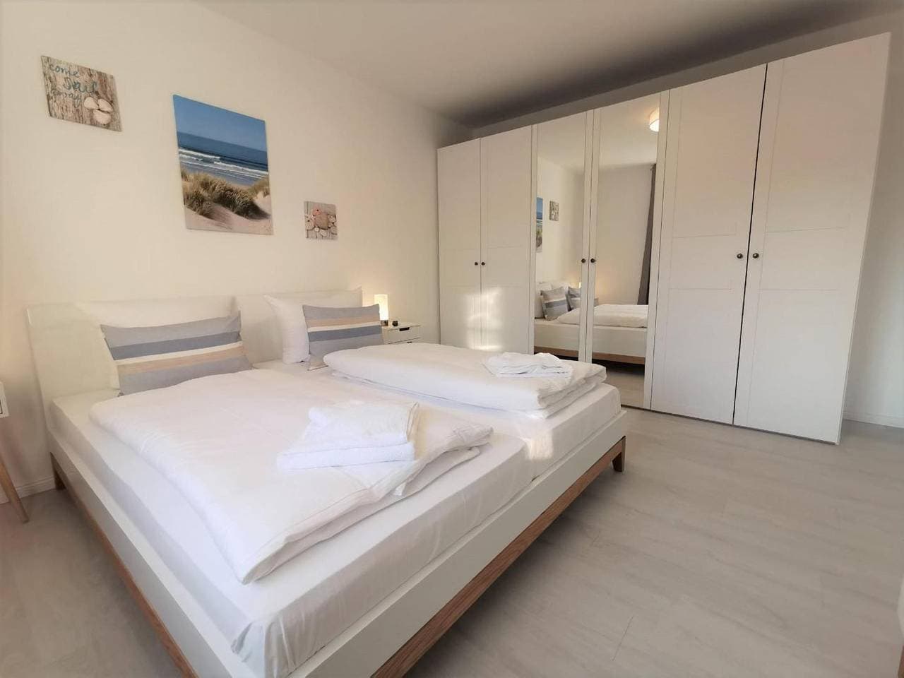 Foto 8 von 20: Moderne Ferienwohnung mit eigener Terrasse - Haus Inselwind FeWo MEERhafen