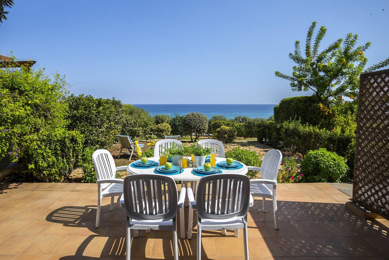 Foto 10 von 18: Sirina Lina Beachfront Suite