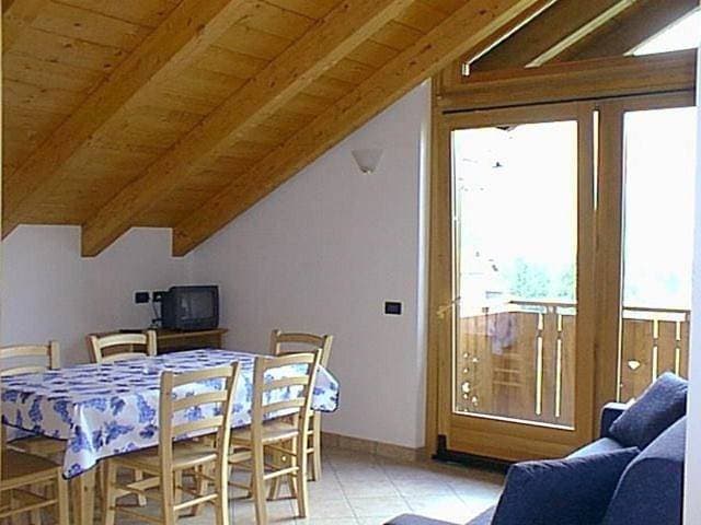 Foto 12 von 19: Two-Bedroom Apartment