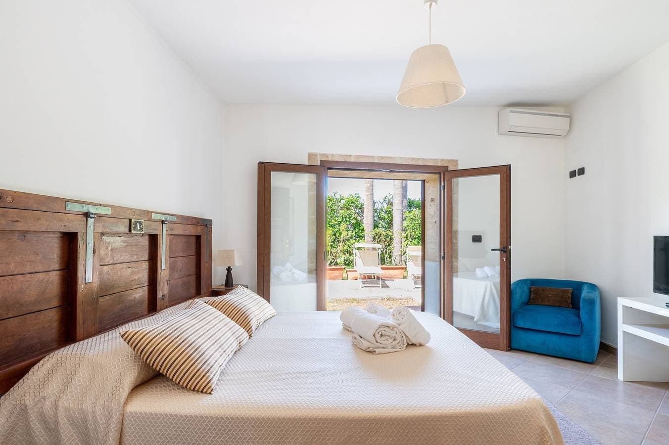 Foto 3 von 42: Zimmer 'Masseria Giamarra, Zimmer 6' mit Gemeinschaftspool, WLAN und Klimaanlage