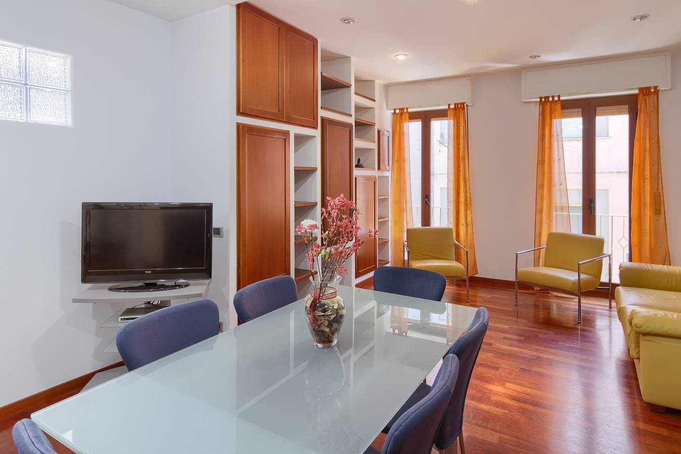 Foto 5 von 26: Ferienwohnung " Marina Freedom" mit WLAN, Klimaanlage, Balkon & Terrasse