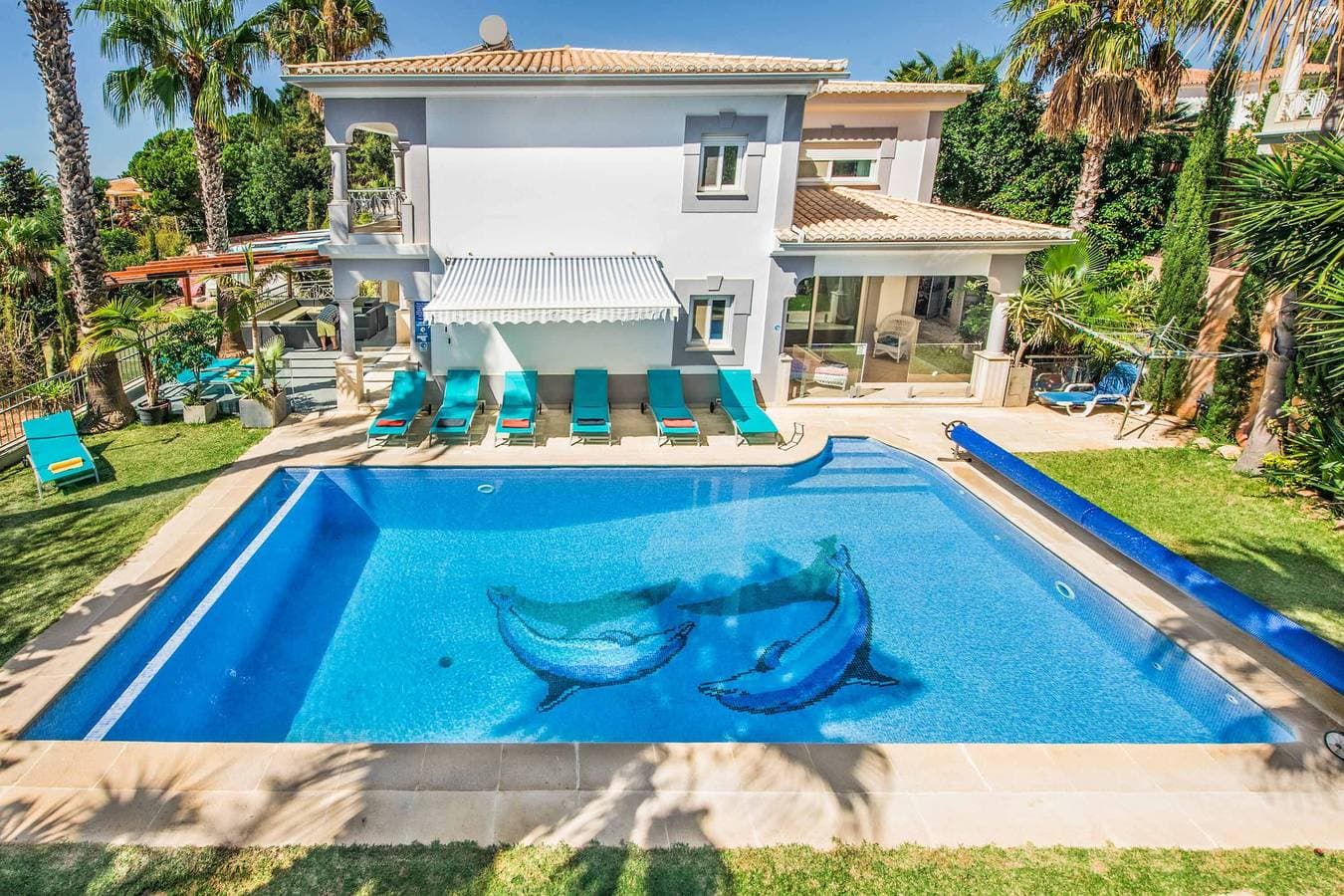 Foto 13 von 60: Villa für 16 Personen mit Garten