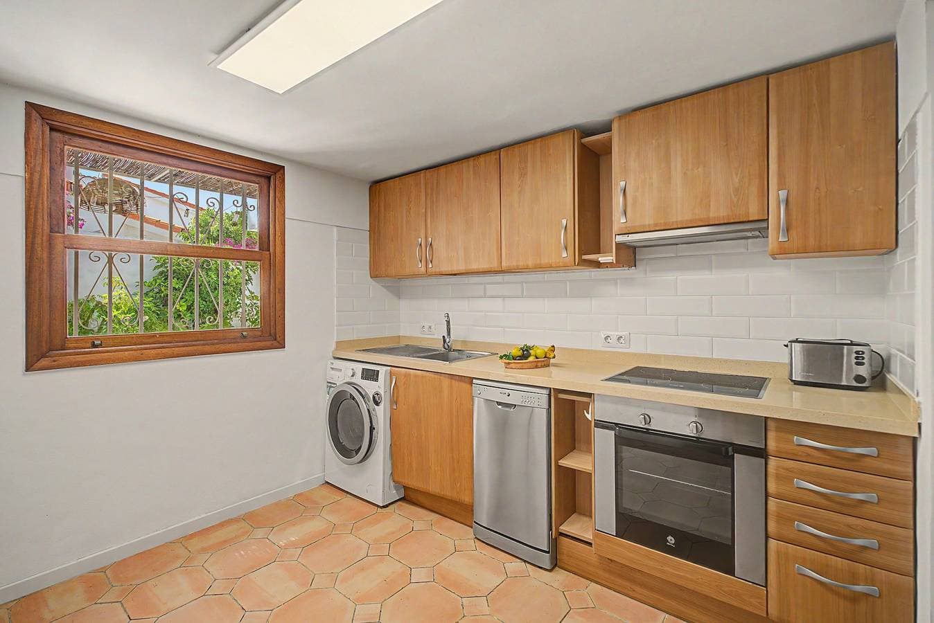 Foto 8 von 31: Ferienhaus „Oasis Garden, Alegranza“ mit WLAN