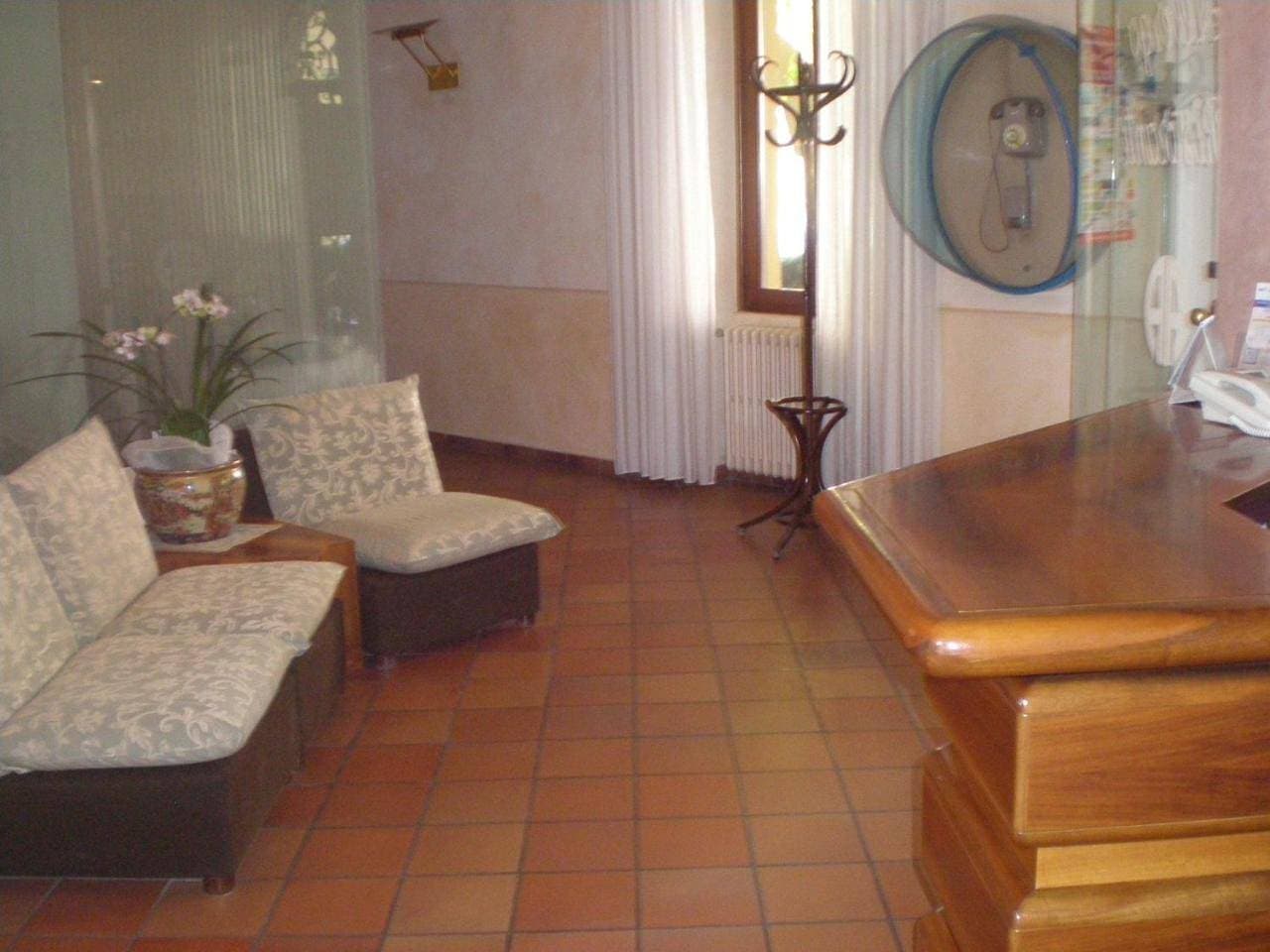 Foto 8 von 9: Double Room with Balcony
