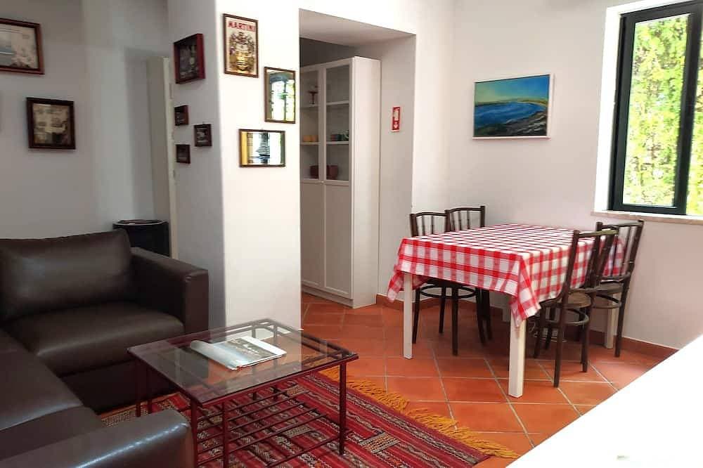 Foto 5 von 20: 2 Schlafzimmer Reihenhaus mit charmantem Garten im historischen Zentrum von Silves
