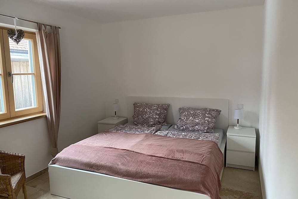 Foto 2 von 16: Helle, moderne Ferienwohnung in Jachenau Nähe Walchensee