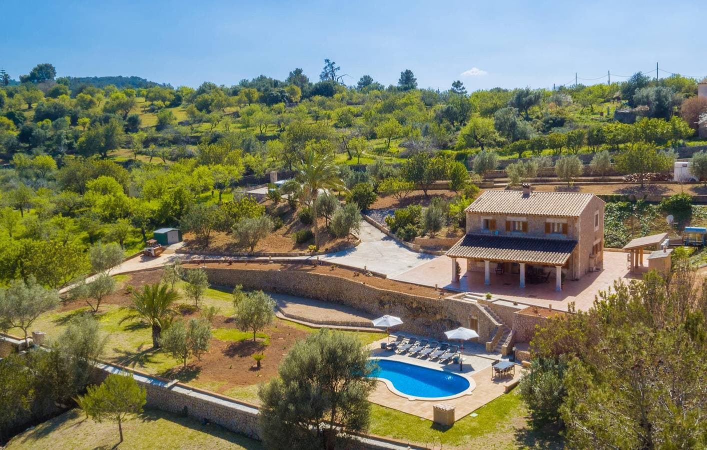 Foto 4 von 46: Sonniges Apartment mit Pool und Terrasse - nahe der Stadt