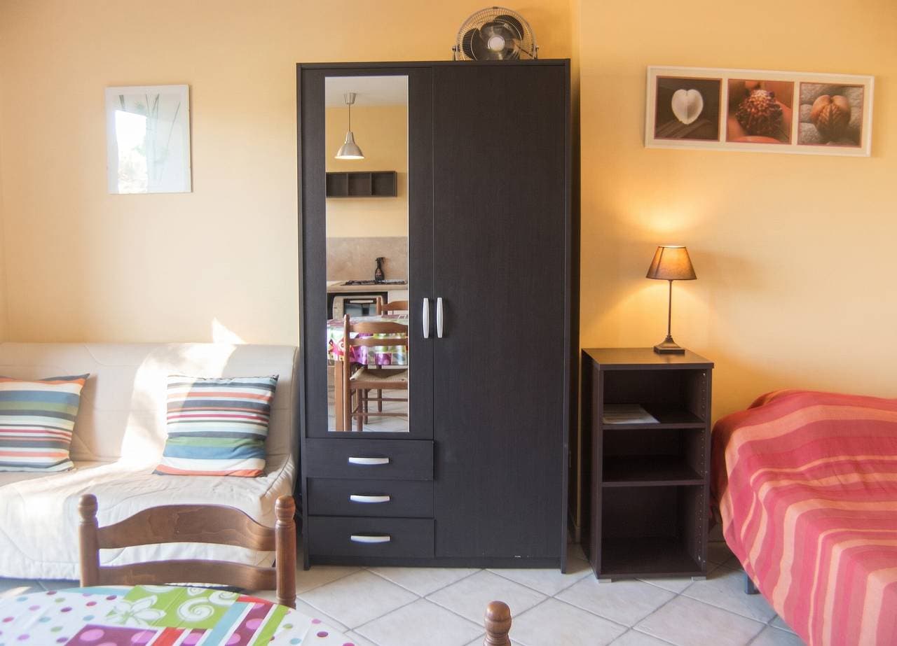 Foto 5 von 13: Charmantes Studio in Hyères - 20 m² - Freundliche Terrasse