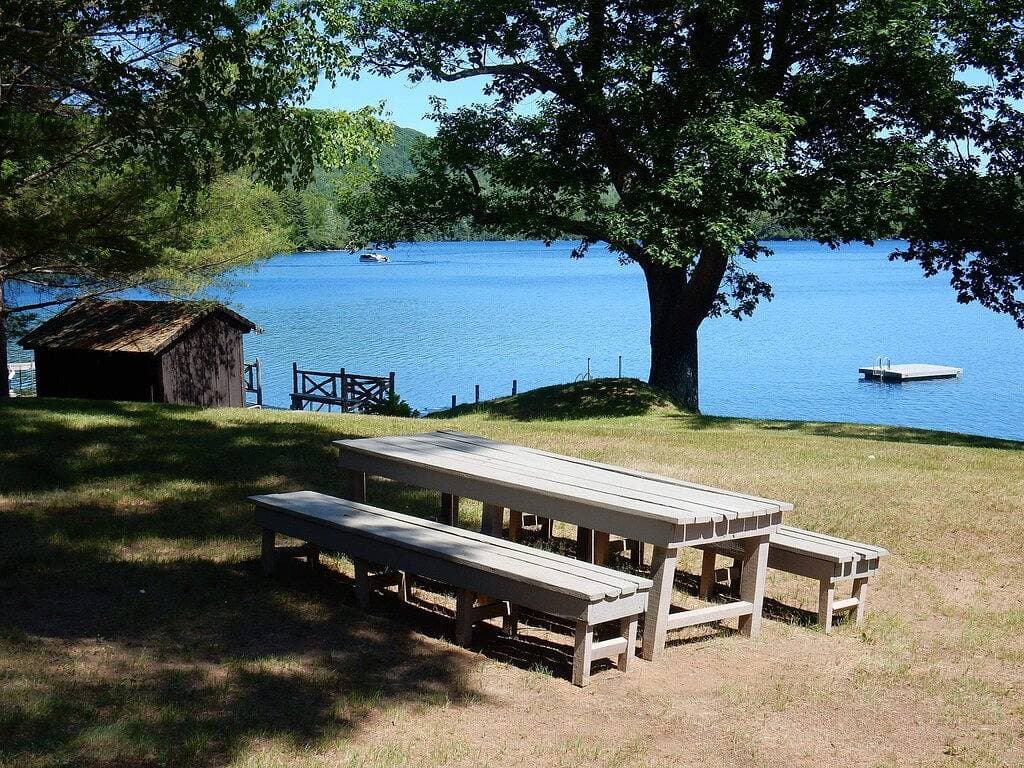 Foto 2 von 8: Metz Camp - Schöner Seeblick