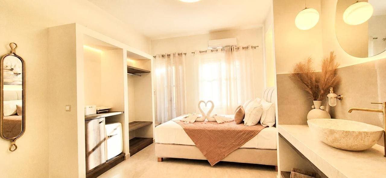 Knossos Suite 1