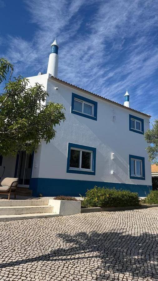 Foto 4 von 26: Three-Bedroom Home