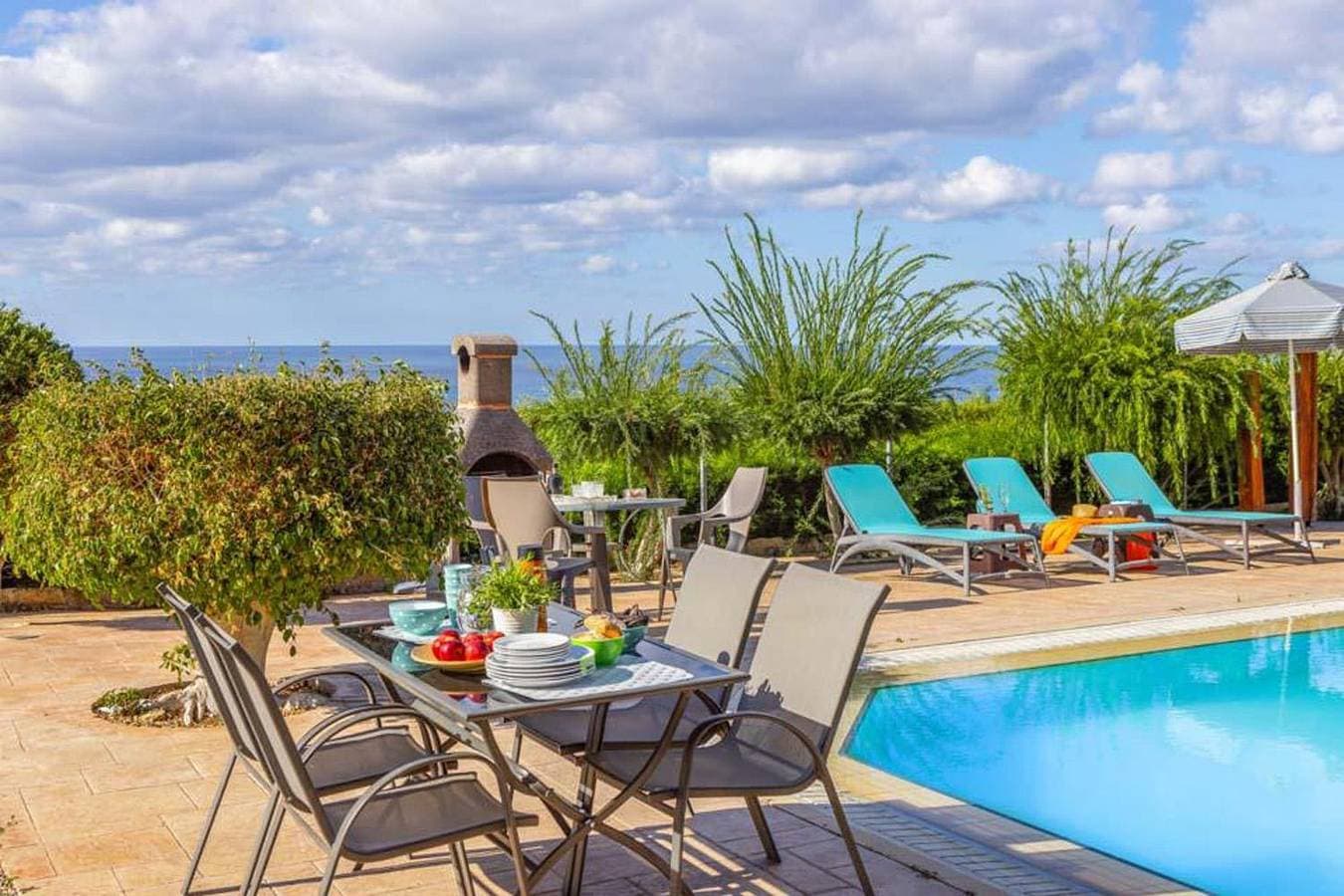 Foto 9 von 40: Villa für 6 Personen mit Garten