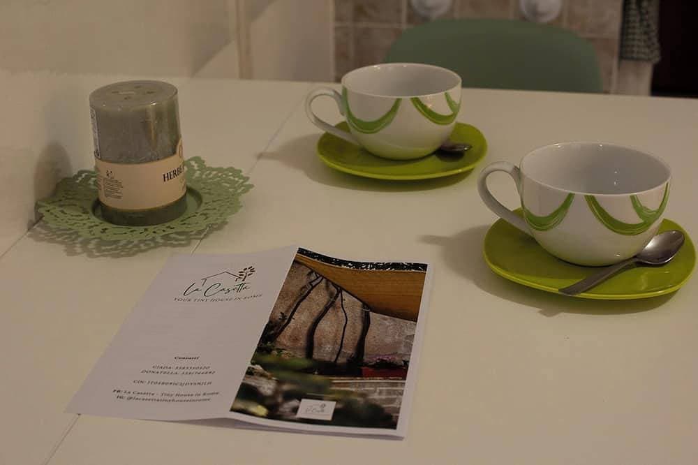 Foto 13 von 30: The Tiny House is your city retreat in Rome.