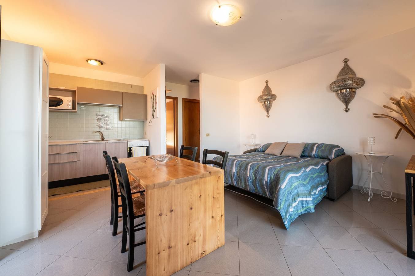 Foto 8 von 27: Apartment 'Terrazzo Eucalipto' mit Meerblick, WLAN und Klimaanlage