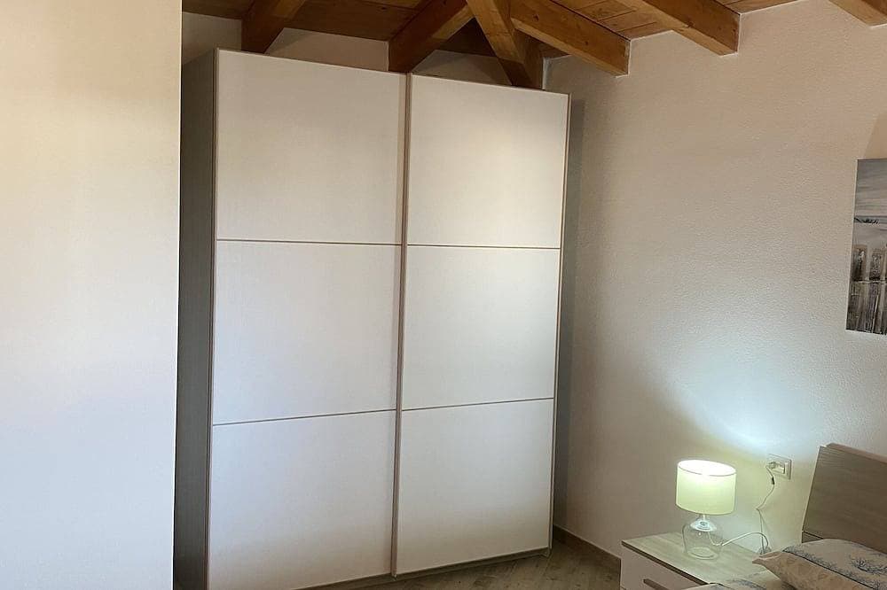 Foto 5 von 30: Residenz Limpiddu mit Pool und Terrasse mit Meerblick ***** Neuwertig, komfort