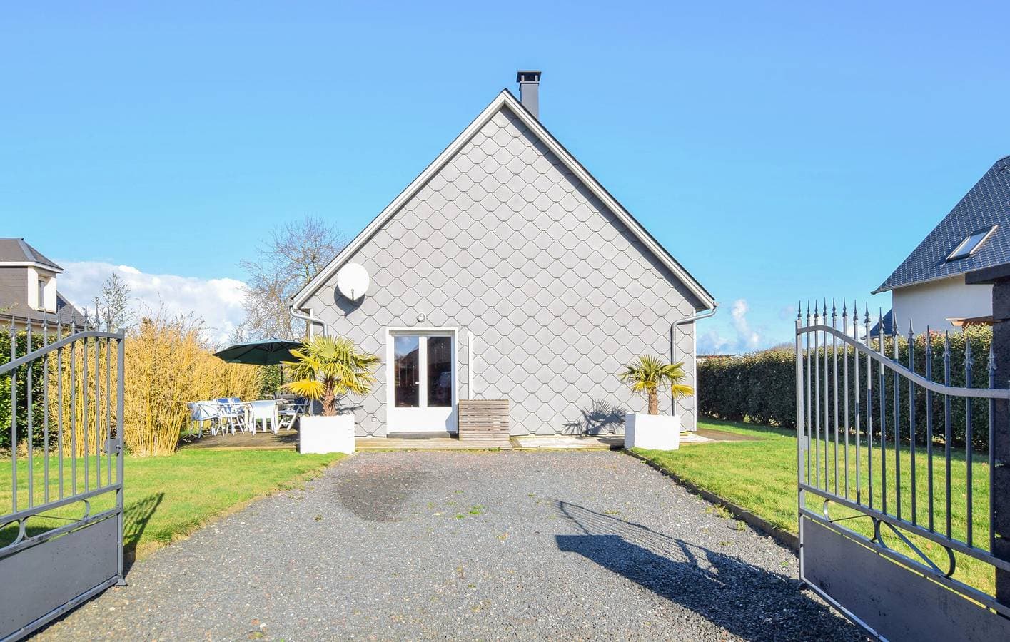 Gemütliche Wohnung mit Babybett, WiFi & Parkplatz 2km von Villers-sur-Mer 1