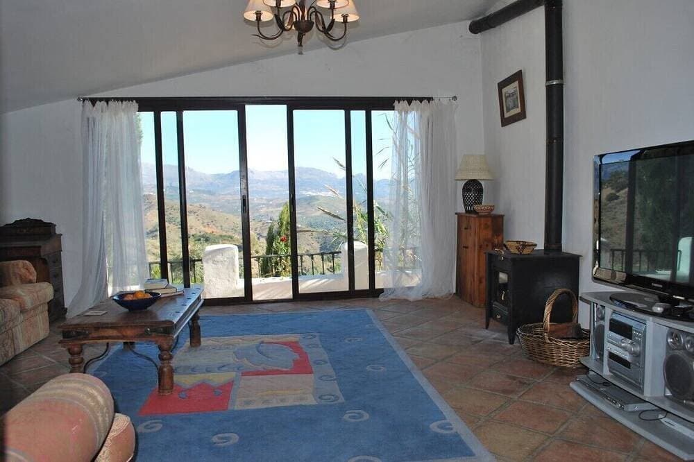 Foto 8 von 19: Großes andalusisches Bauernhaus, herrliche Aussicht, Pool und Gärten, in der Nähe des Naturparks
