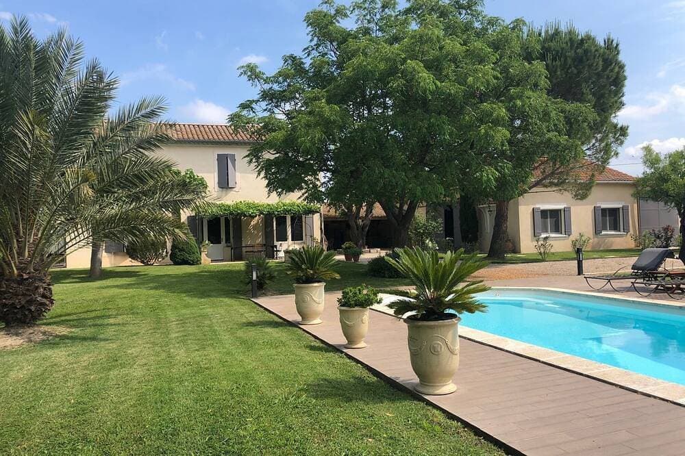 Petite Maison en Provence 1