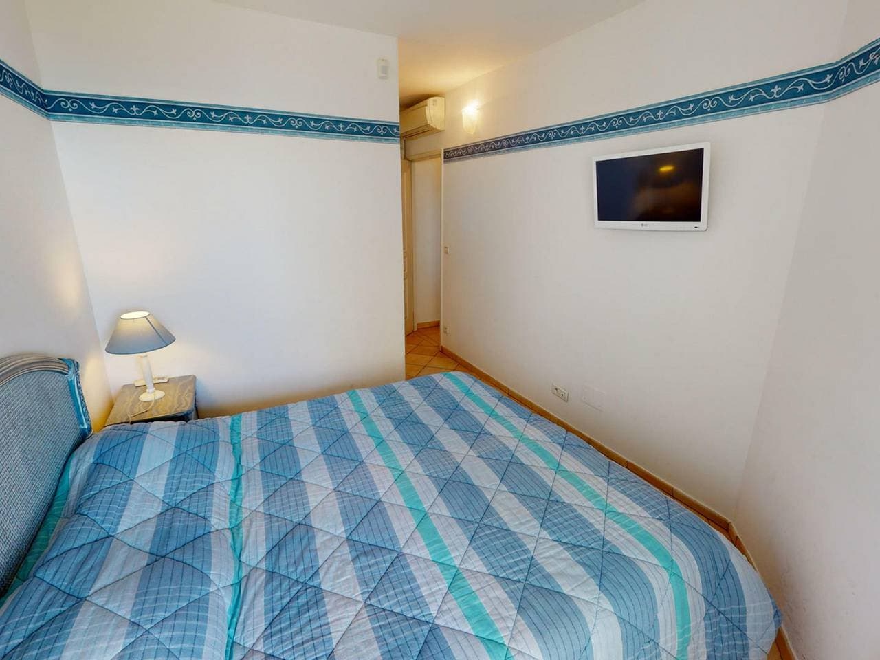 Foto 10 von 20: Wunderschöne 2-Zimmer in Mentons Zentrum mit Terrasse, Klimaanlage, WLAN