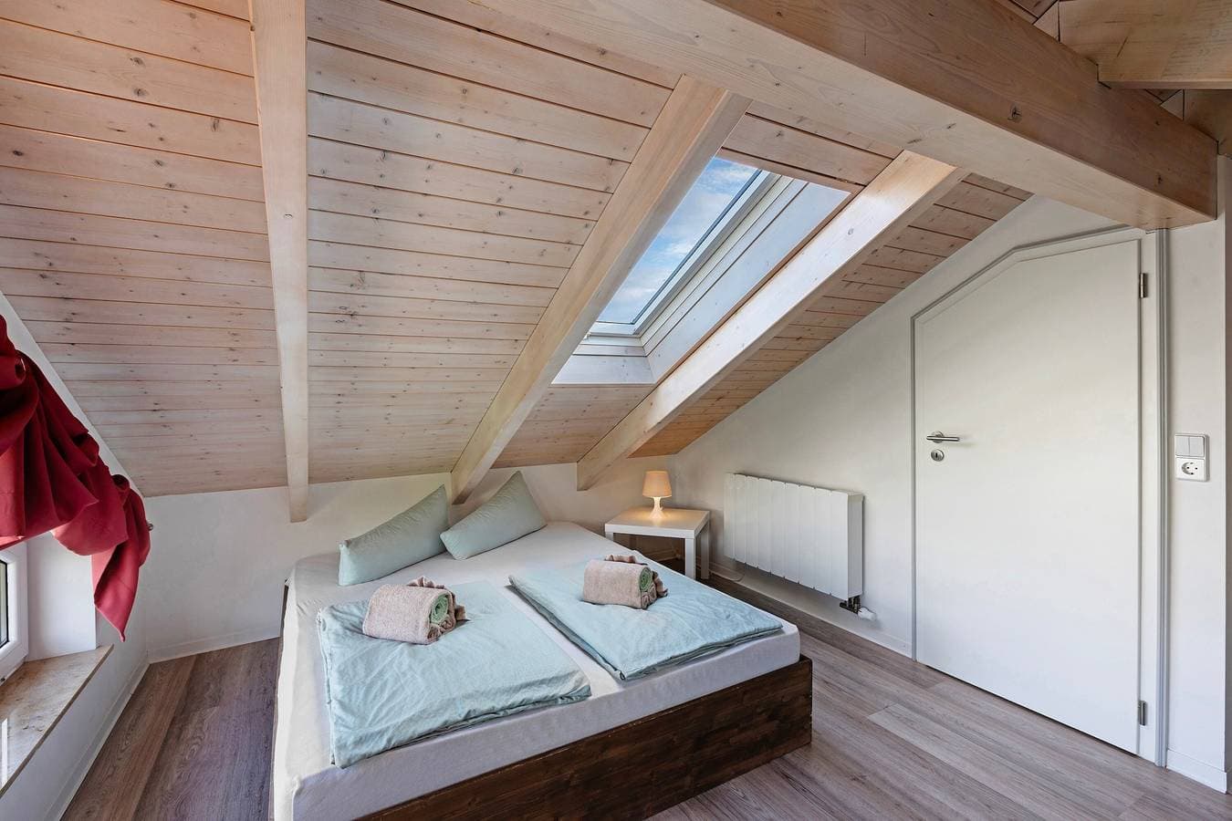 Foto 10 von 19: Ferienwohnung 'Seeschwalbe - Marina Mücheln' mit Seeblick, Wi-Fi und Klimaanlage